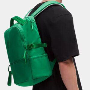 NWT Lululemon New Crew Backpack Raceway Green Padded Straps fits 16" Laptop 22L